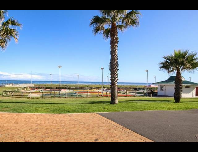 1 BEDROOM PROPERTY TO RENT IN MOUILLE POINT